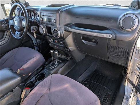 Used 2013 Jeep Wrangler Sport image 19