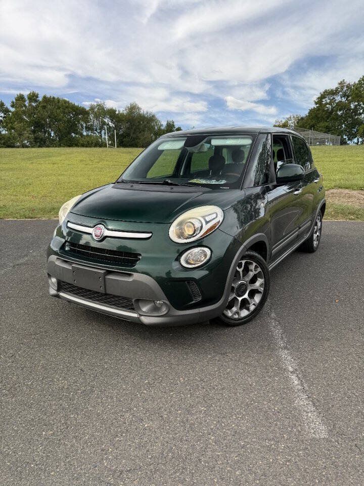 Used 2014 FIAT 500L Trekking w/ Popular Equipment Group FWD image 2