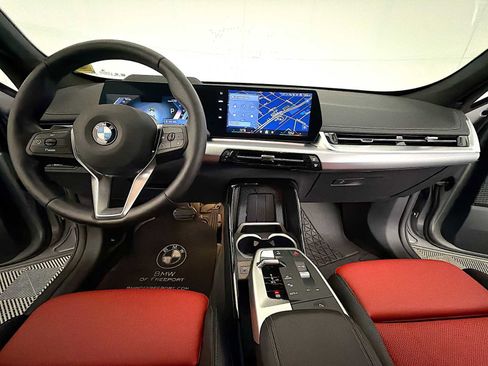 Used 2025 BMW X1 xDrive28i w/ Premium Package AWD/4WD image 16