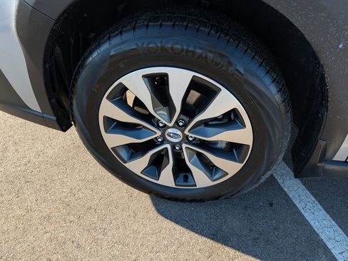 Used 2023 Subaru Outback Touring XT image 15