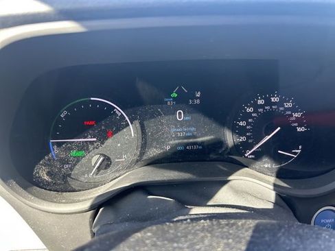 Used 2021 Toyota Sienna LE image 6