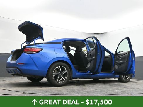 Used 2025 Nissan Sentra SV image 76