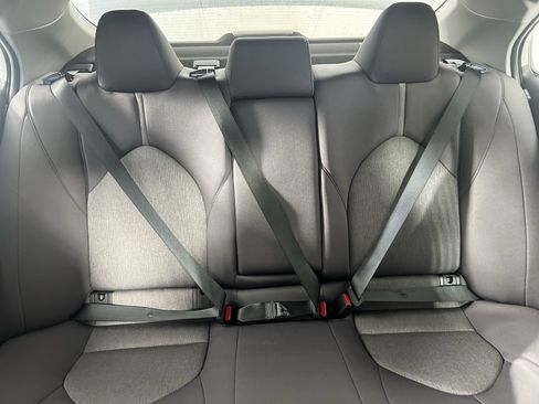 Used 2023 Toyota Camry LE FWD image 33