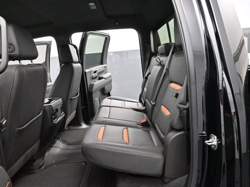 Used 2025 GMC Sierra 2500 AT4 AWD/4WD image 30
