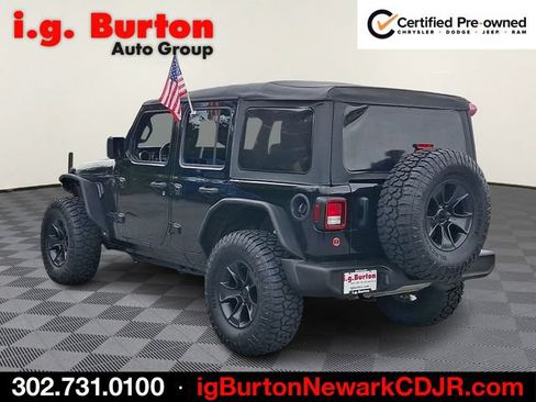 Used 2022 Jeep Wrangler Unlimited Sport AWD/4WD image 4