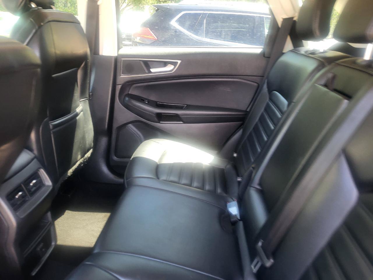 Used 2019 Ford Edge SEL w/ Equipment Group 201A FWD image 41