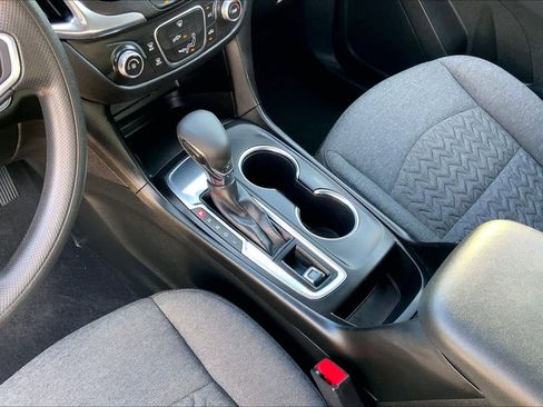 Used 2022 Chevrolet Equinox LT image 16