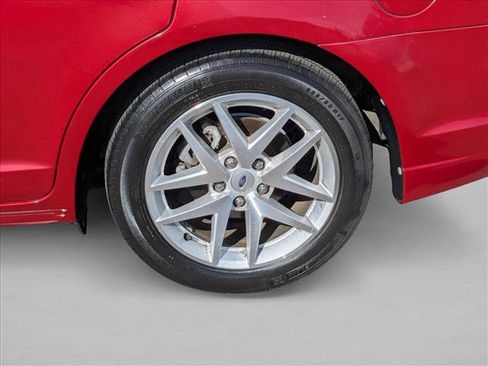 Used 2010 Ford Fusion SEL image 21