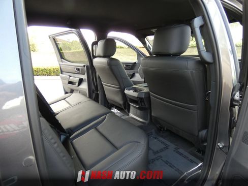 Used 2026 Toyota Tundra SR AWD/4WD image 33