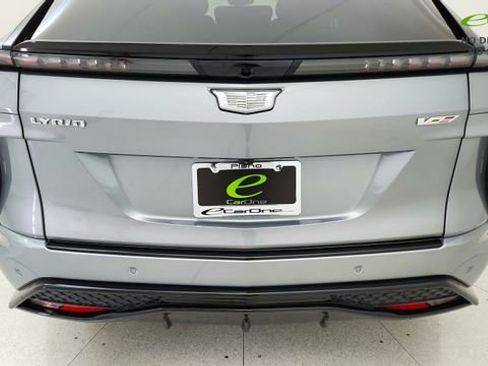 Used 2026 Cadillac Lyriq V AWD/4WD image 11