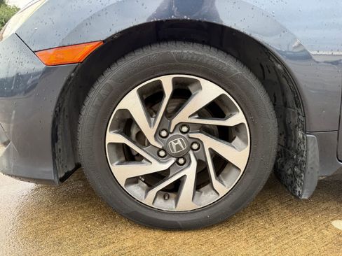 Used 2017 Honda Civic EX image 23