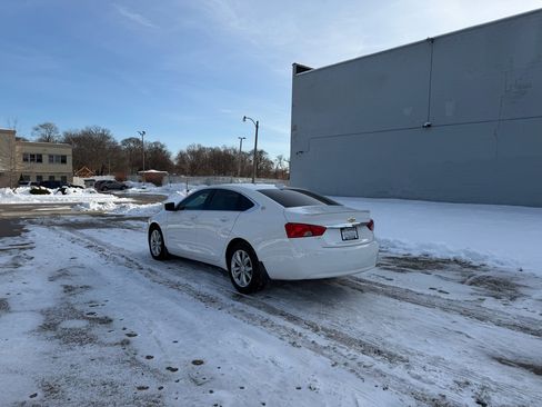 Used 2020 Chevrolet Impala LT w/ LT Convenience Package image 5