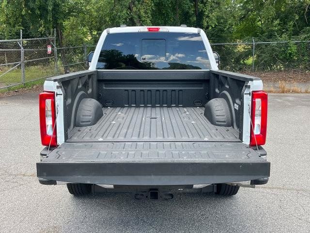 Certified 2026 Ford F350 XL w/ XL Chrome Package AWD/4WD image 4