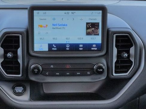 Used 2023 Ford Bronco Sport Outer Banks w/ Tech Package AWD/4WD image 18