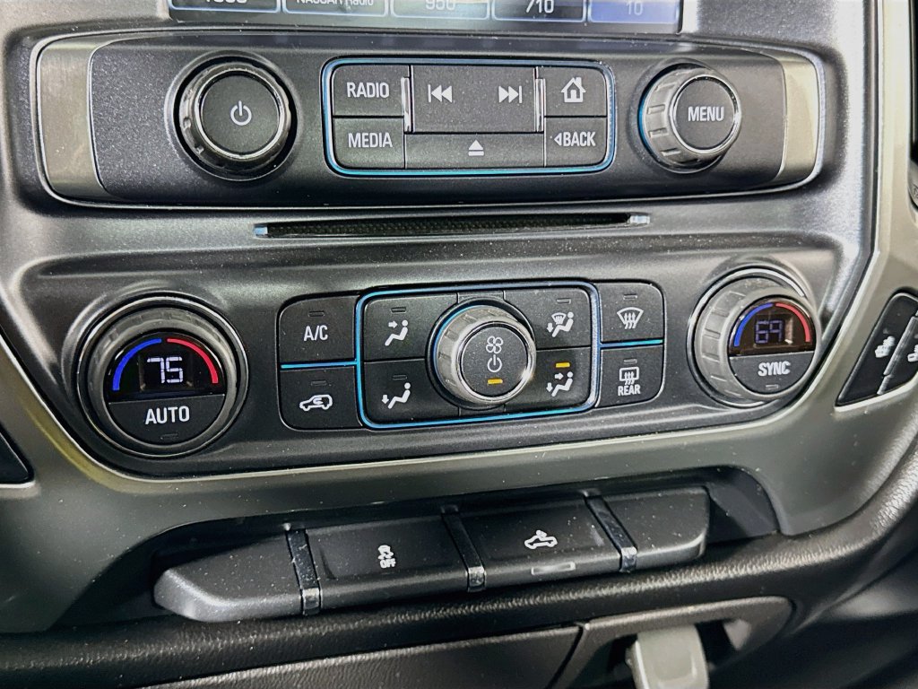 Used 2018 Chevrolet Silverado 1500 LT w/ Texas Edition RWD image 18