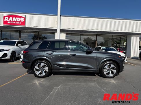 Used 2025 Audi Q6 e-tron Premium Plus w/ Premium Plus AWD/4WD image 1