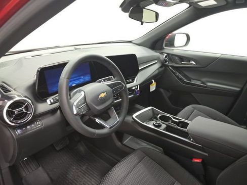New 2026 Chevrolet Equinox LT AWD/4WD image 12