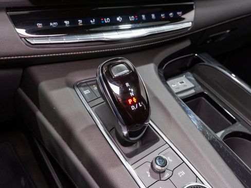 Used 2023 Cadillac Escalade Sport AWD/4WD image 26
