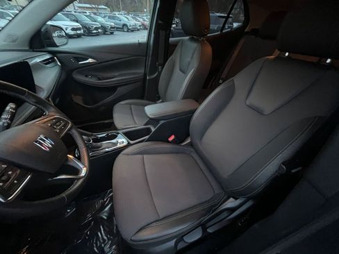 Used 2025 Buick Encore GX Preferred image 30