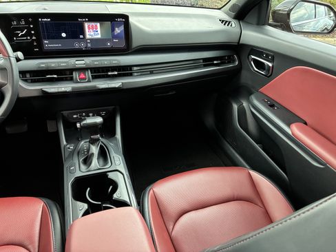 Used 2025 Kia K4 GT-Line w/ GT-Line Premium Package FWD image 17
