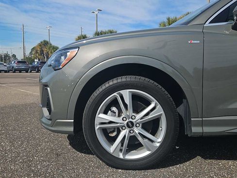 Used 2022 Audi Q3 2.0T Premium w/ Convenience Package image 19