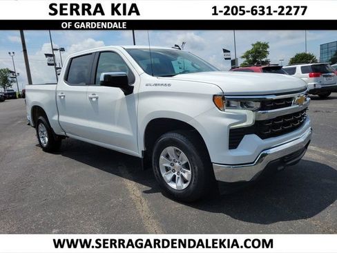 Used 2025 Chevrolet Silverado 1500 LT RWD image 1