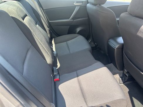 Used 2010 MAZDA MAZDA3 i Touring image 17