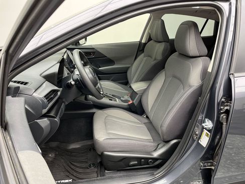 Used 2025 Subaru Crosstrek 2.5i Premium AWD/4WD image 9