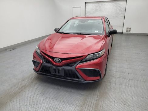 Used 2021 Toyota Camry SE image 15