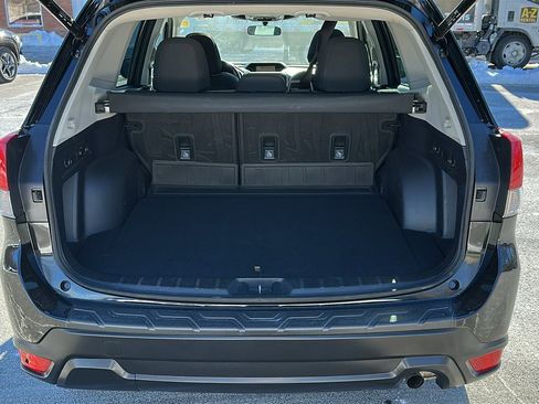 Used 2023 Subaru Forester Premium image 24