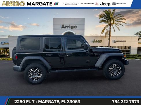 Used 2023 Jeep Wrangler Unlimited Sport AWD/4WD image 8