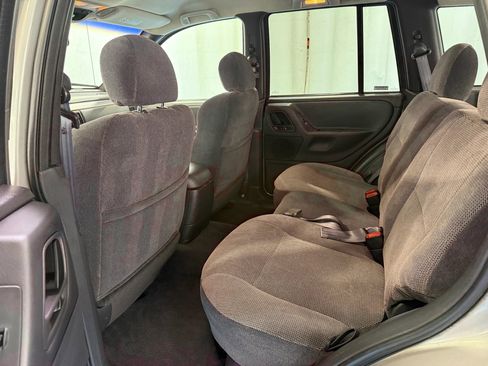 Used 2001 Jeep Grand Cherokee Laredo image 29