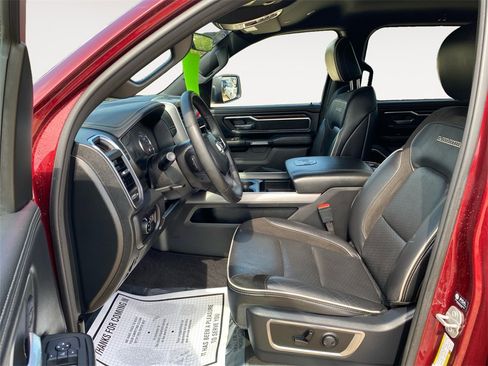 Used 2025 RAM 1500 Laramie image 9