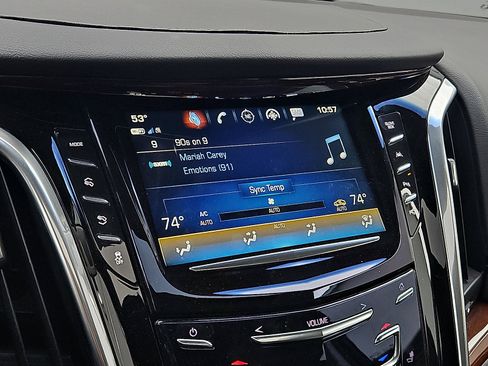 Used 2019 Cadillac Escalade Luxury image 14