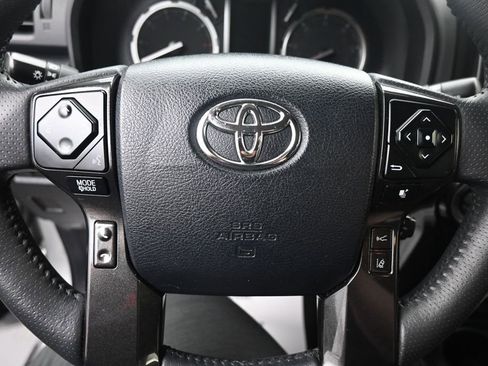 Used 2024 Toyota 4Runner TRD Off-Road AWD/4WD image 16
