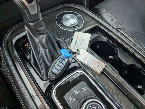 Used 2024 INFINITI QX80 Luxe image 30