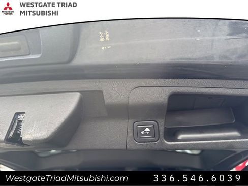 Used 2020 GMC Acadia SLT image 29