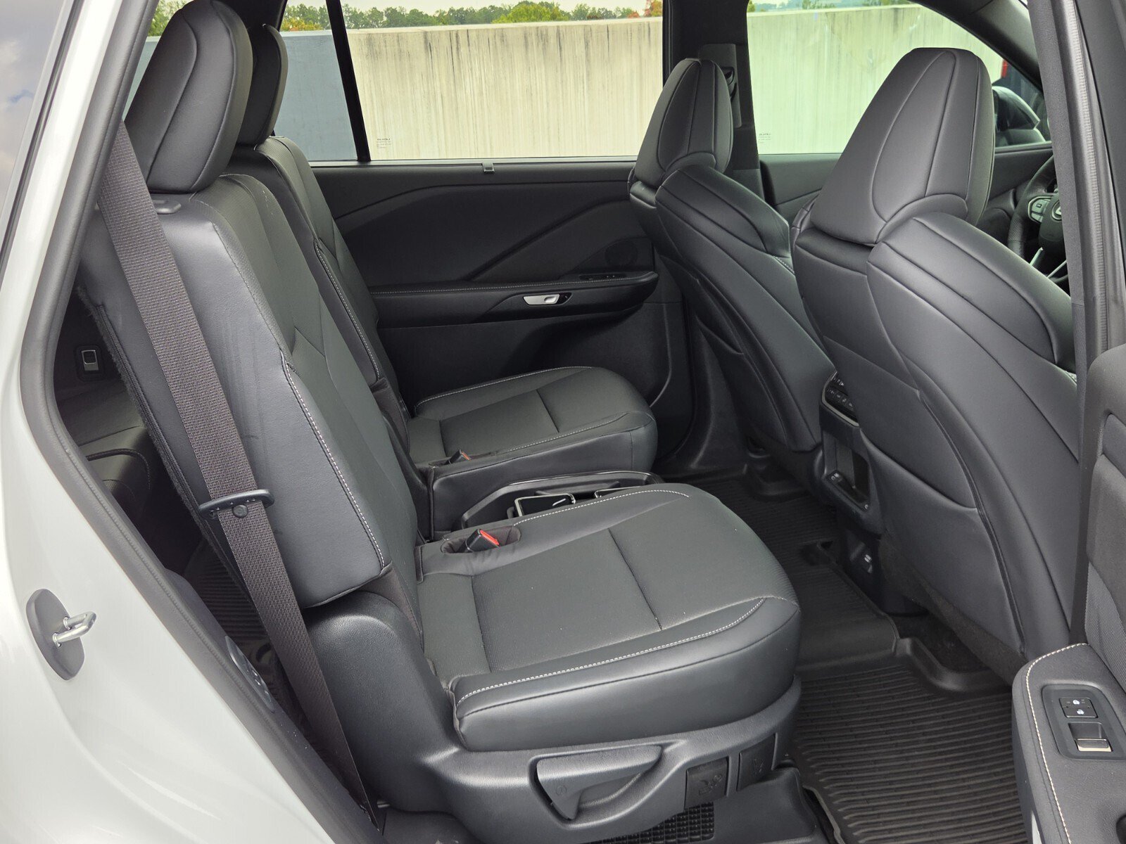 Used 2026 Lexus TX 500h AWD w/ Technology Package image 19
