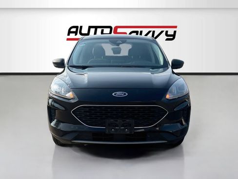 Used 2022 Ford Escape SE FWD image 2