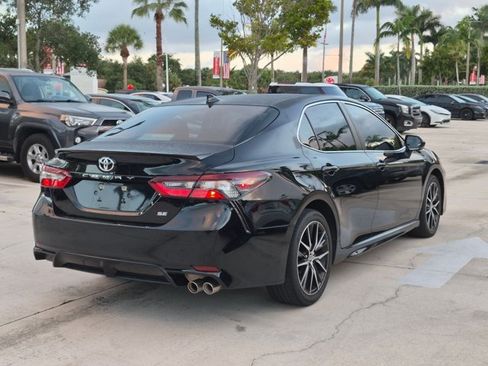 Used 2024 Toyota Camry SE FWD image 5