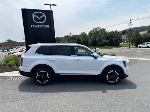 Used 2024 Kia Telluride EX AWD/4WD image 8