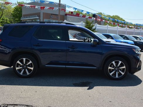 Used 2023 Honda Pilot Elite image 5