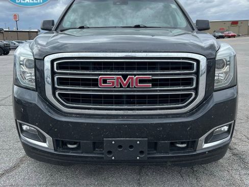 Used 2020 GMC Yukon SLT w/ Premium Edition AWD/4WD image 2