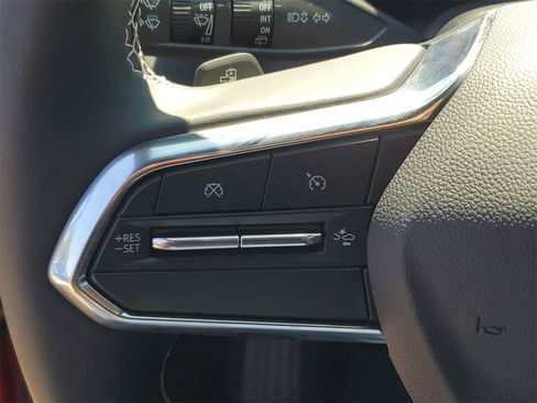 New 2025 Chevrolet Equinox EV LT image 20