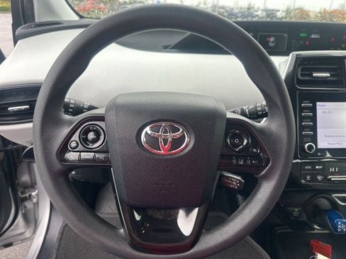 Used 2022 Toyota Prius LE AWD/4WD image 16
