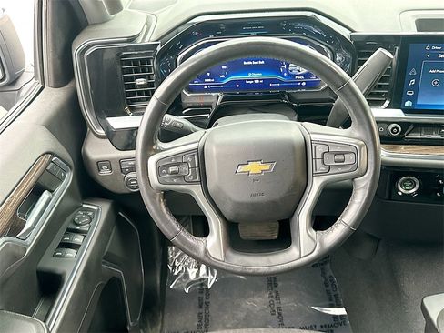 Used 2022 Chevrolet Silverado 1500 LT image 21