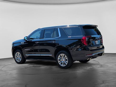Used 2025 GMC Yukon Denali AWD/4WD image 5