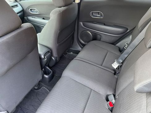 Used 2016 Honda HR-V EX image 4