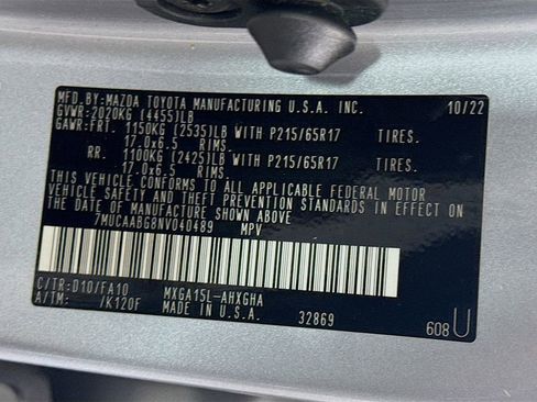 Certified 2022 Toyota Corolla Cross LE AWD/4WD image 33