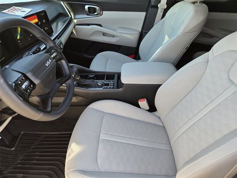 New 2026 Kia Sorento S w/ S Panoramic Sunroof Package FWD image 20